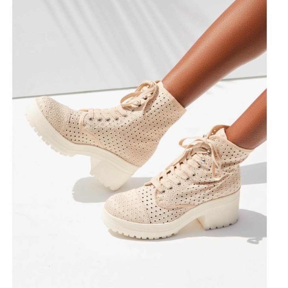 Urban Outfitters Mya Eyelet Boot lace up
